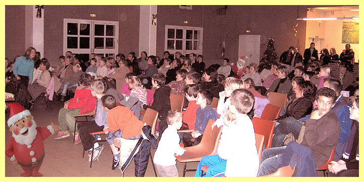 à la salle des Fêtes